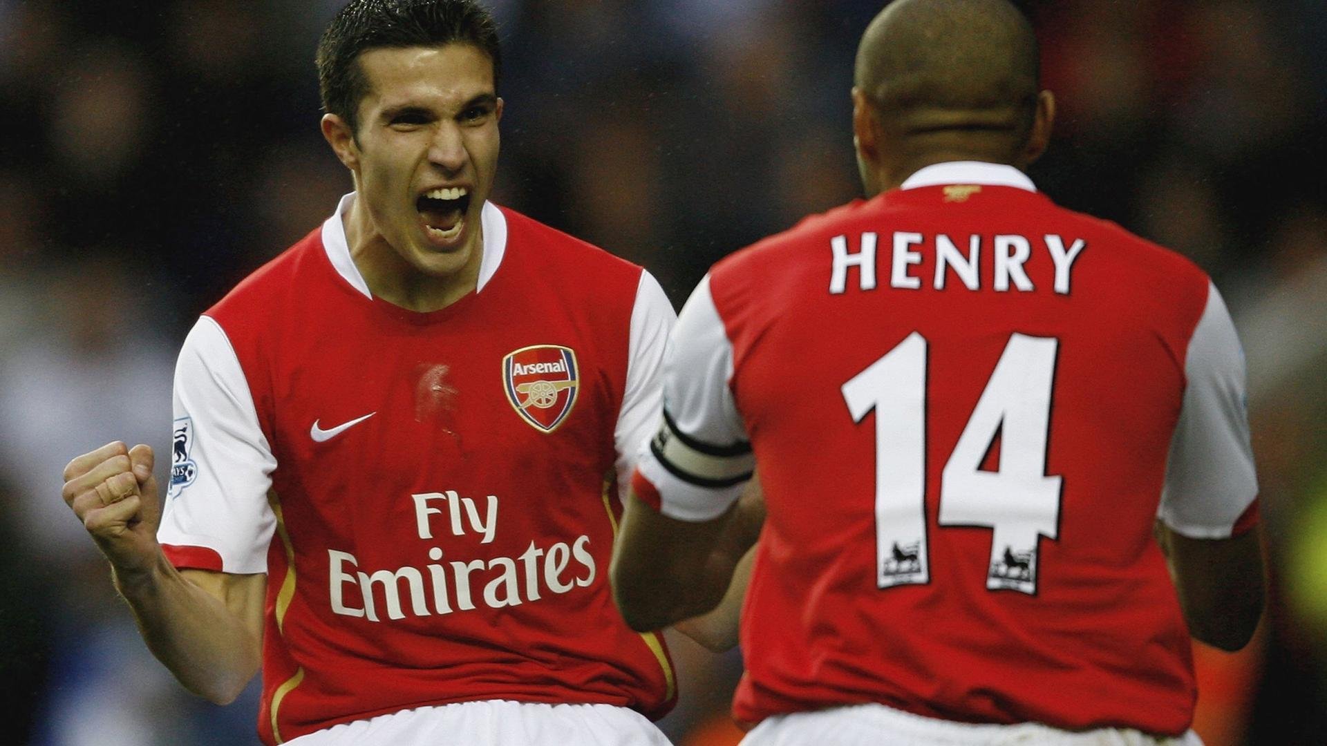 1.25亿镑先生伊萨克亮相训练场，状态引关注，演员伊萨克